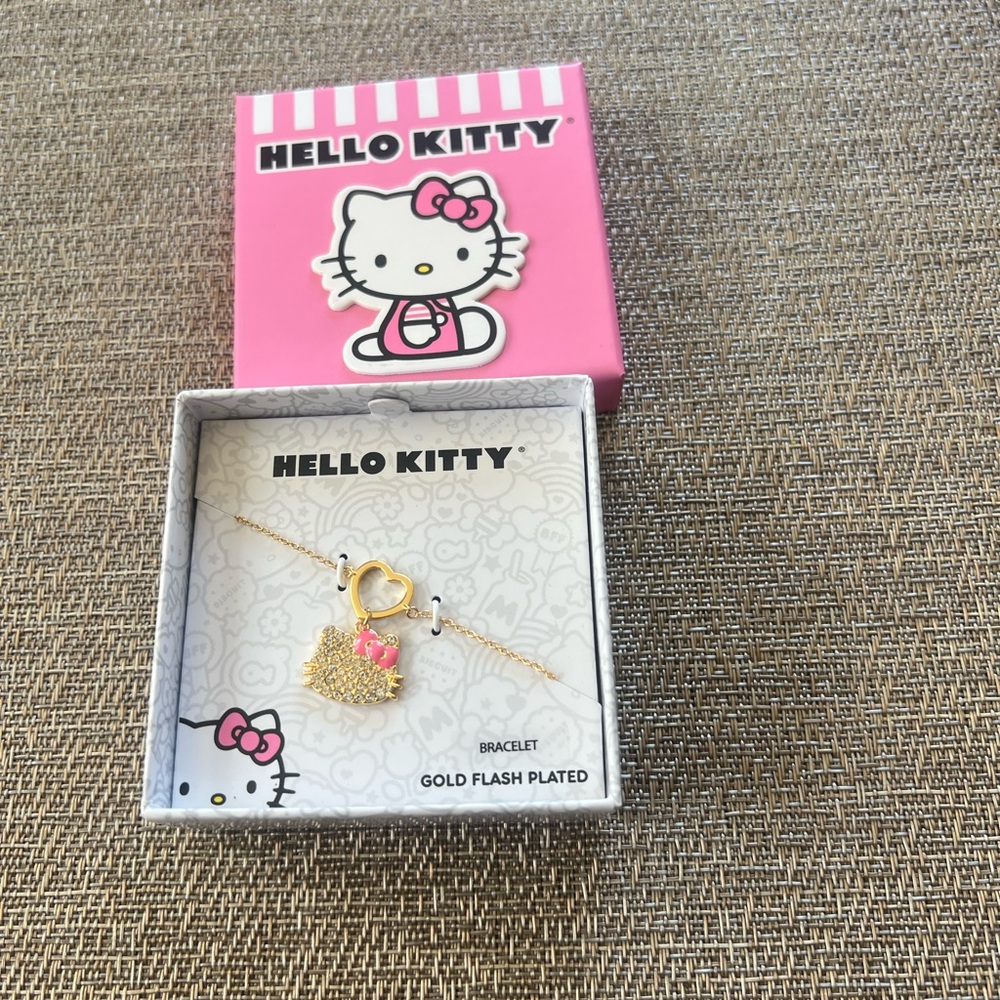 Sanrio Hello Kitty Silver‎ Charm Bracelet